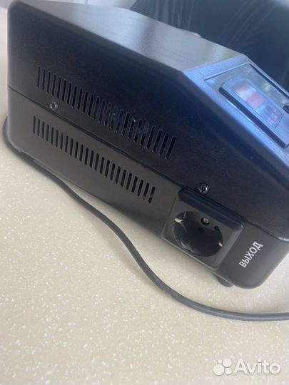 Стабилизатор напряжения снэт-550