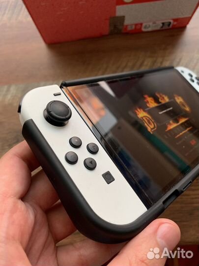 Nintendo switch oled 64гб с играми + подарки