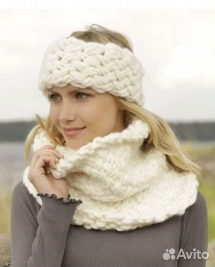 Повязка на голову вязаная