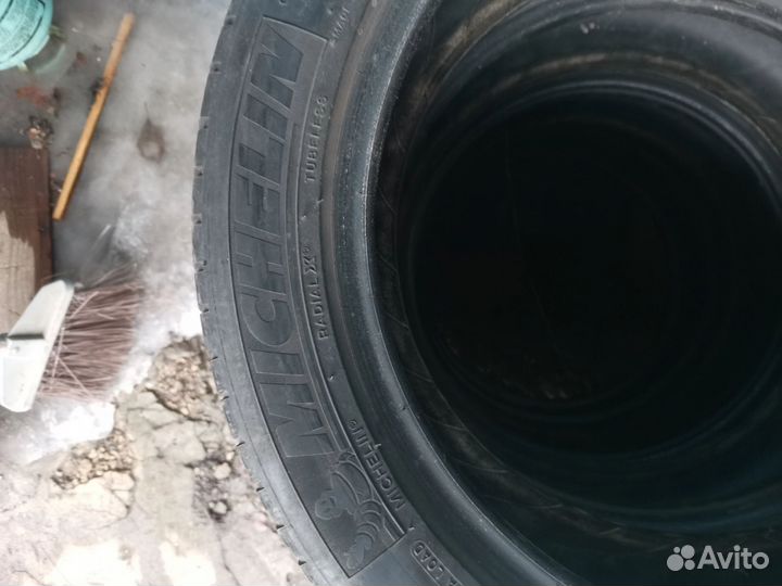 Michelin Latitude Tour HP 8/10 R17