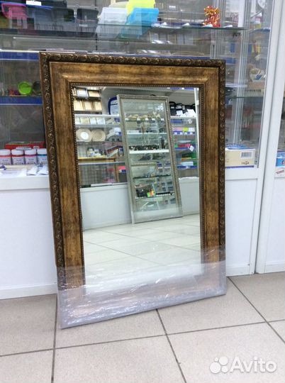 Зеркало в раме 550*750