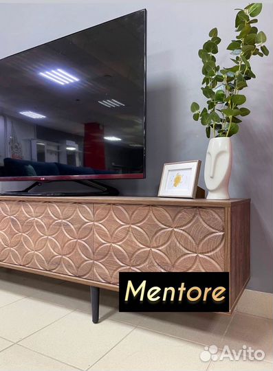 Тумба под тв Bravo на опорах