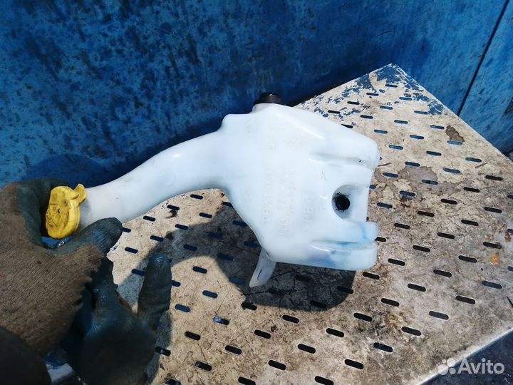 Бачок стеклоомывателя Opel Meriva A