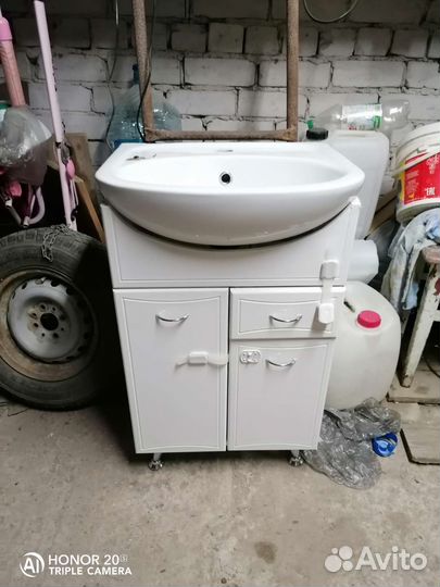Тумба с раковиной для ванной бу