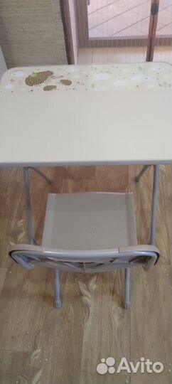 Складной столик и стул