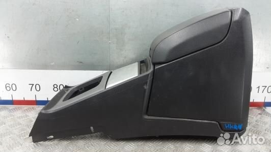 Подлокотник центральный volvo XC90 1 (HKR16IX01)