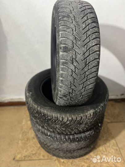 Nokian Tyres Hakkapeliitta 8 SUV 225/65 R17 106T