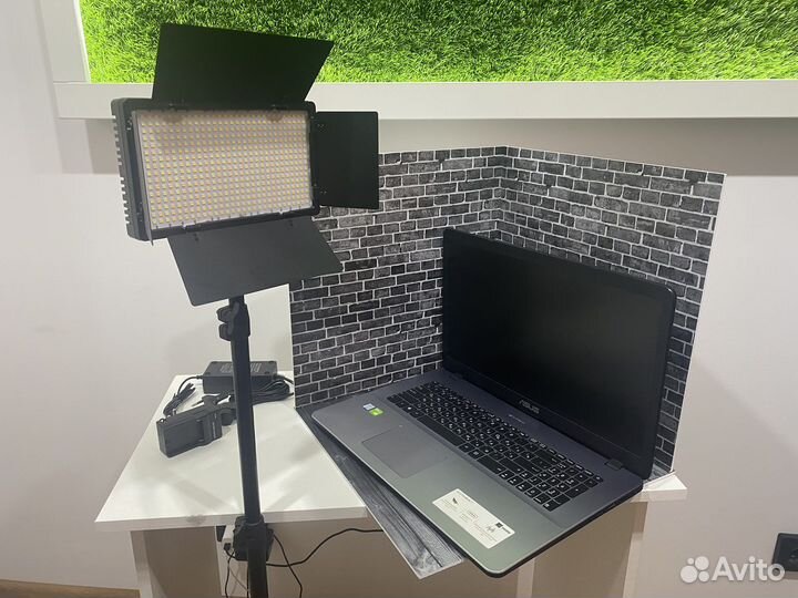 Свет Led 600 штатив стандартный