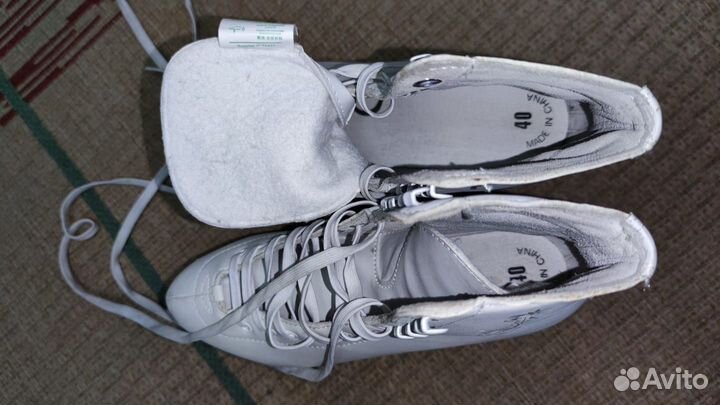 Коньки фигурные белые женские