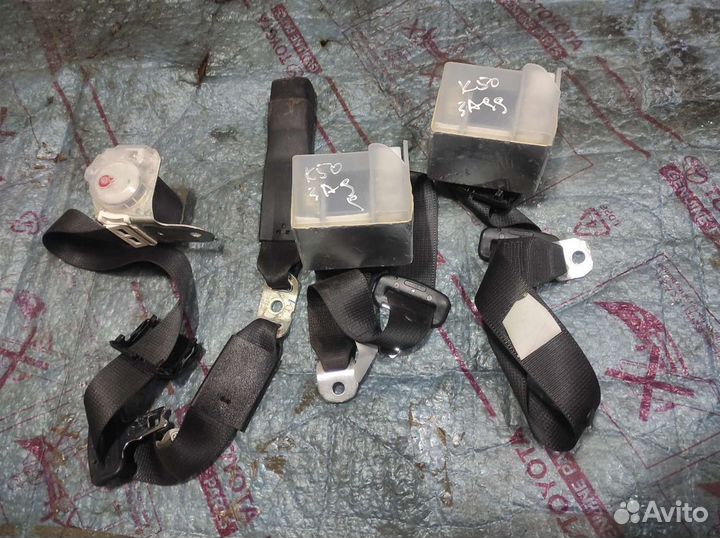Ремень безопасности задний Тойота Камри 50 55