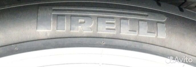 Pirelli P Zero PZ4 245/45 R19