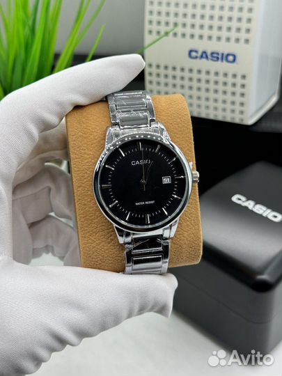 Часы Casio Quartz