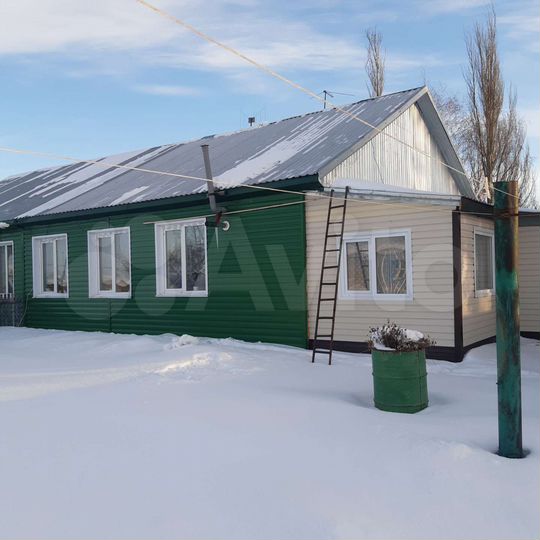 Дом 30 м² на участке 1,5 сот.