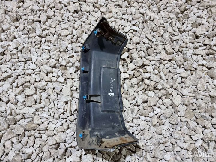 Накладка багажника Паджеро 4