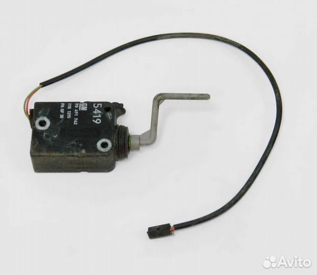 Активатор лючка бензобака Opel Omega B универсал