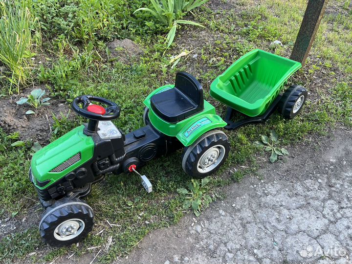 Трактор детский с прицепом Pilsan