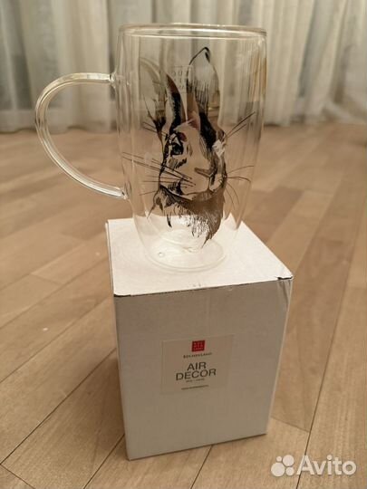 Кружка с двойными стенками