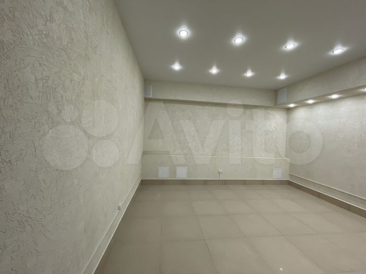 Помещение, 24,6 м2, новый ремонт, первая линия