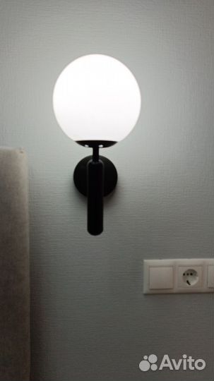 Настенный светильник бра