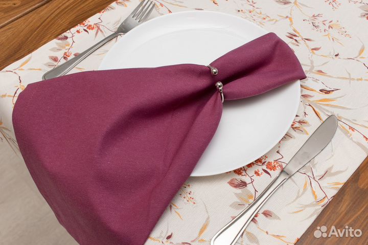 Комплект текстиля для сервировки стола: столовая д