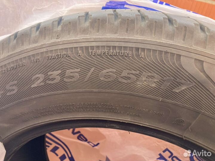 Goodyear Wrangler HP All Weather 235/65 R17