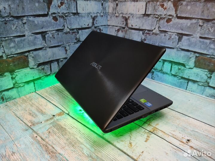 Мощный ноутбук asus i3/8gb/ssd/2 видеокарты