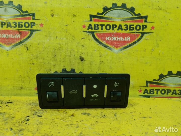 Блок кнопок Geely Emgrand EC7