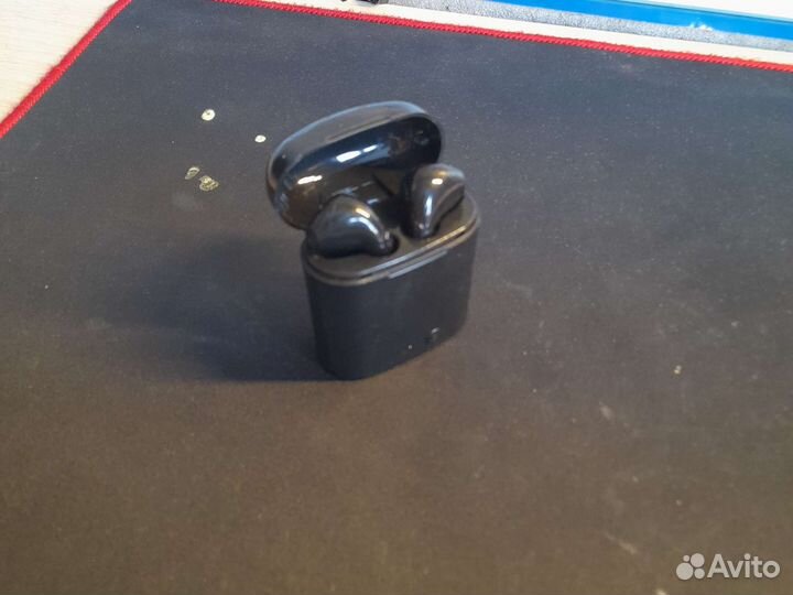 Беспроводные наушники на запчасти