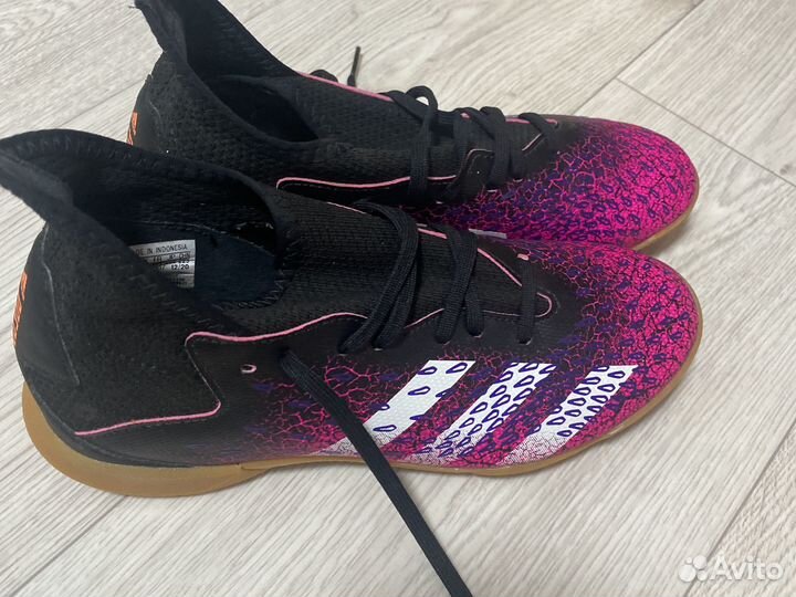 Футзалки adidas predator разм36.5 новые чек есть