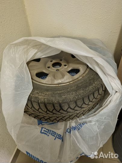 Nordman Nordman 4 215/65 R16