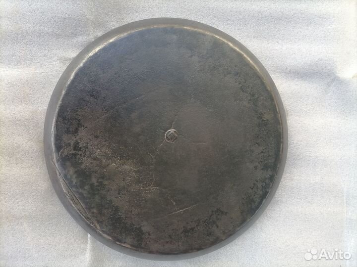 Сковорода чугунная СССР d-36,5 см