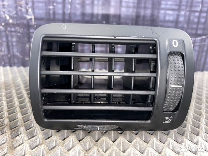 Воздуховод передний левый Volkswagen Passat