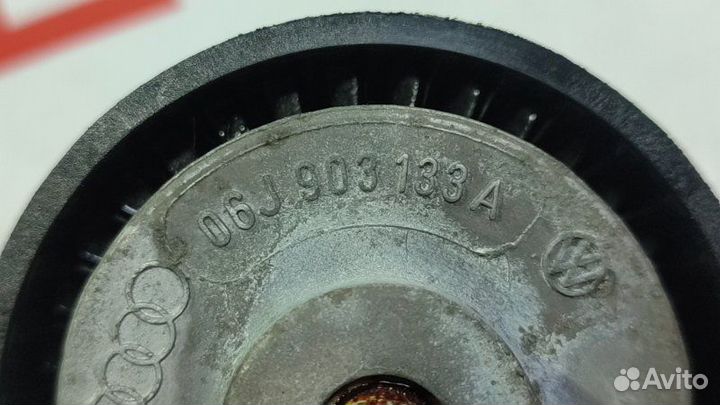 Натяжитель обводного ремня Volkswagen Passat 3C5