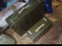 Ящик зеленый из алюминия с защелками военны�й и лег