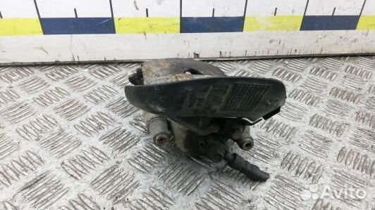 Суппорт тормозной передний правый skoda fabia 2 (E