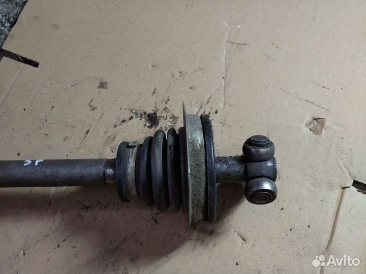 Привод левый Renault Logan