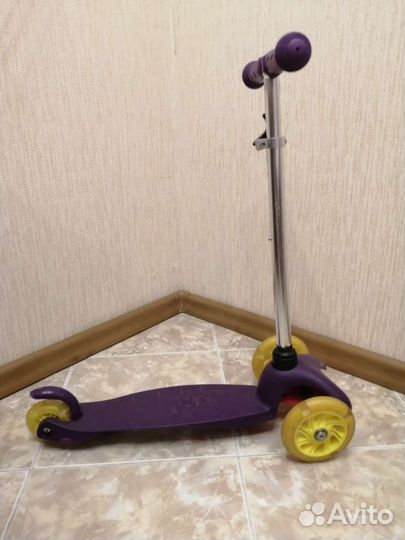 Самокат детский трехколесный