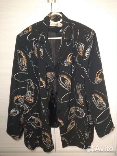 Черный пиджак