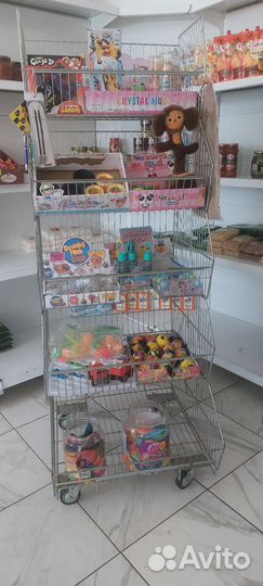 Холодильник и карзинки