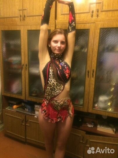 Купальник для художественной гимнастики