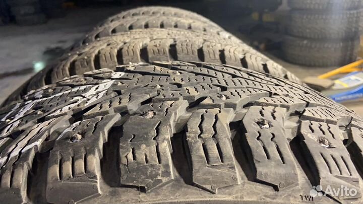 Nokian Tyres Hakkapeliitta 8 SUV 235/50 R19 103T