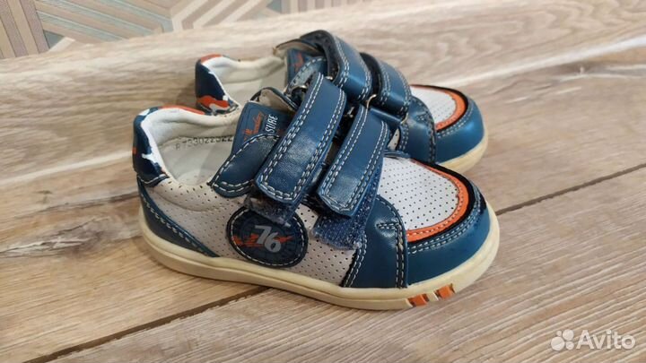 Кроссовки для мальчика 22 размер