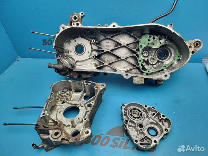 Картер двигателя блок Honda Forza MF-06 250 2003