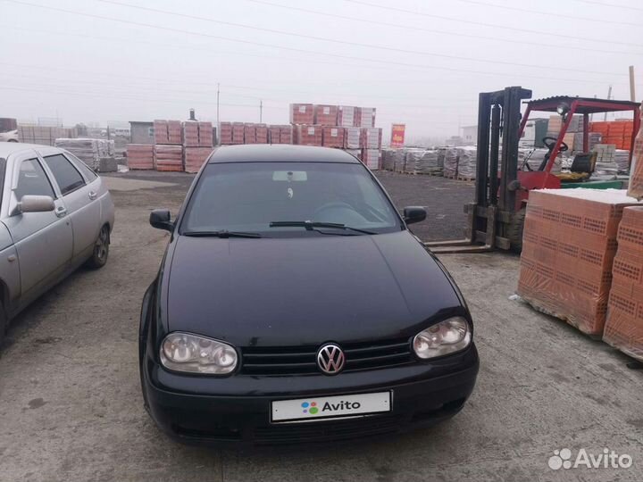 Volkswagen Golf 1.4 МТ, 2002, 100 000 км
