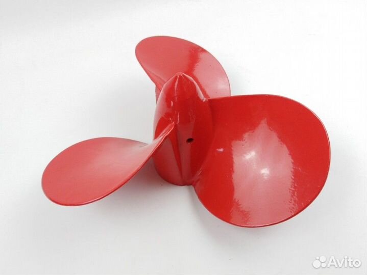 Винт для лодочного мотора 