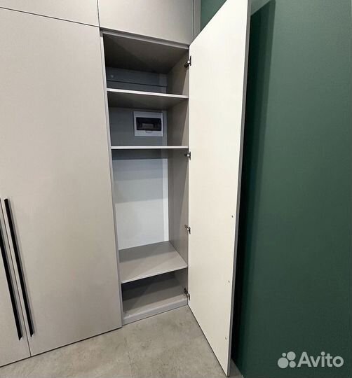 Шкаф на заказ / Бесплатный выезд и замер