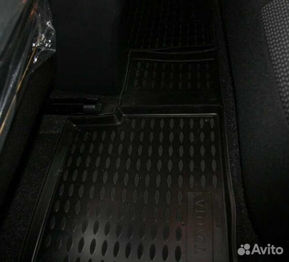 Коврики резиновые Тойота Королла