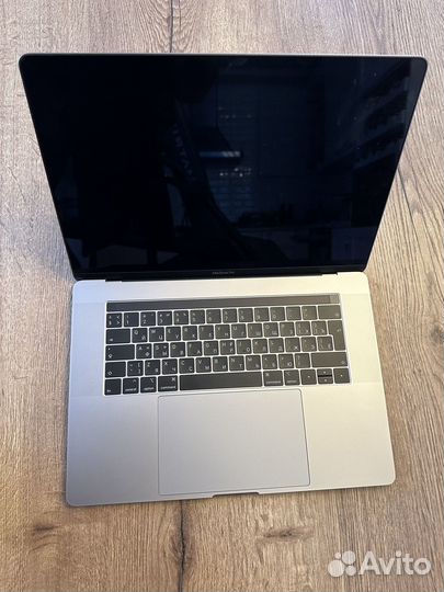 Apple MacBook Pro