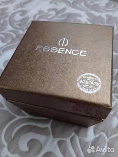 Наручные часы essence