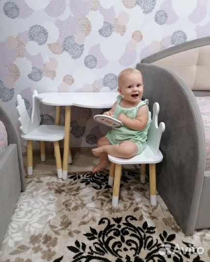 Детский стол и стул